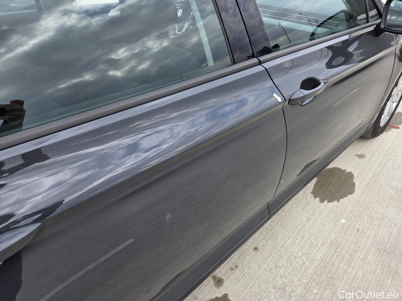  Volkswagen  Passat Advance 1.5 TSI ACT 150 CP #23