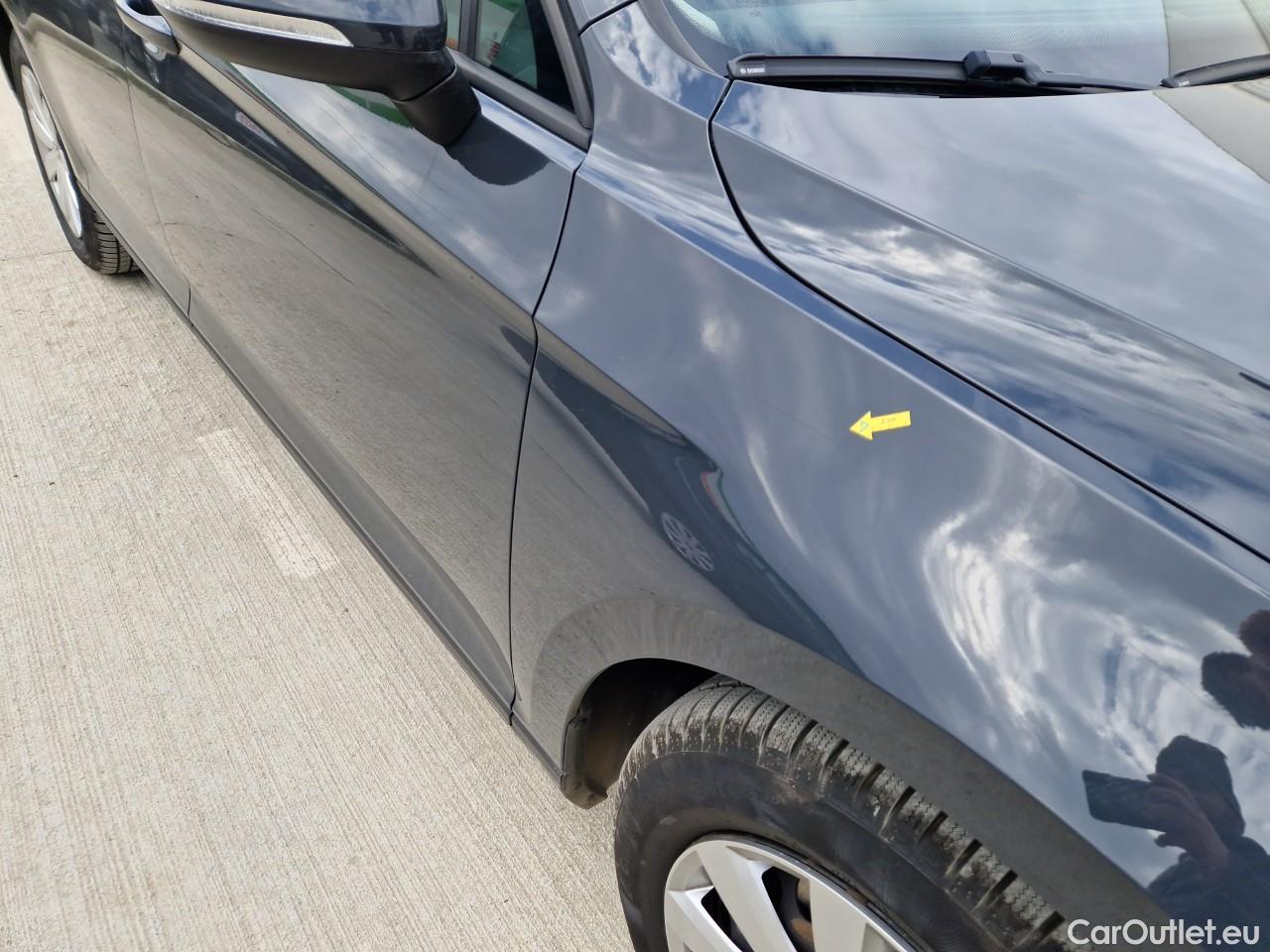  Volkswagen  Passat Advance 1.5 TSI ACT 150 CP #18