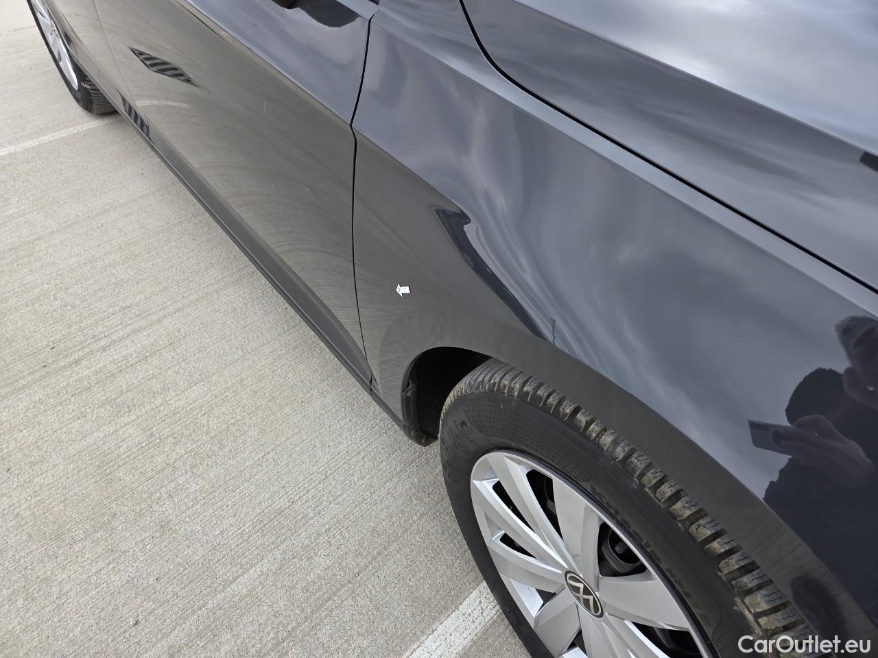  Volkswagen  Passat Advance 1.5 TSI ACT 150 CP #20