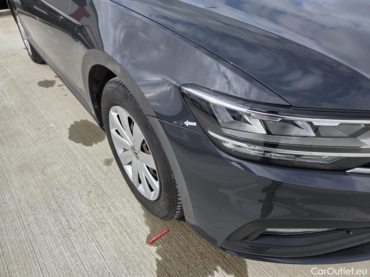  Volkswagen  Passat Advance 1.5 TSI ACT 150 CP #16