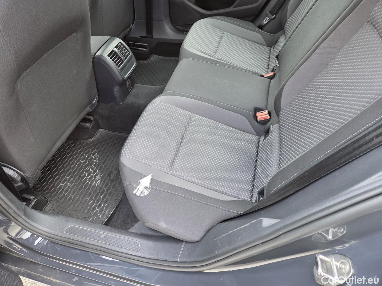  Volkswagen  Passat Advance 1.5 TSI ACT 150 CP #55