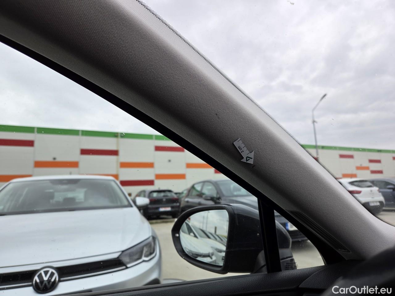  Volkswagen  Passat Advance 1.5 TSI ACT 150 CP #39