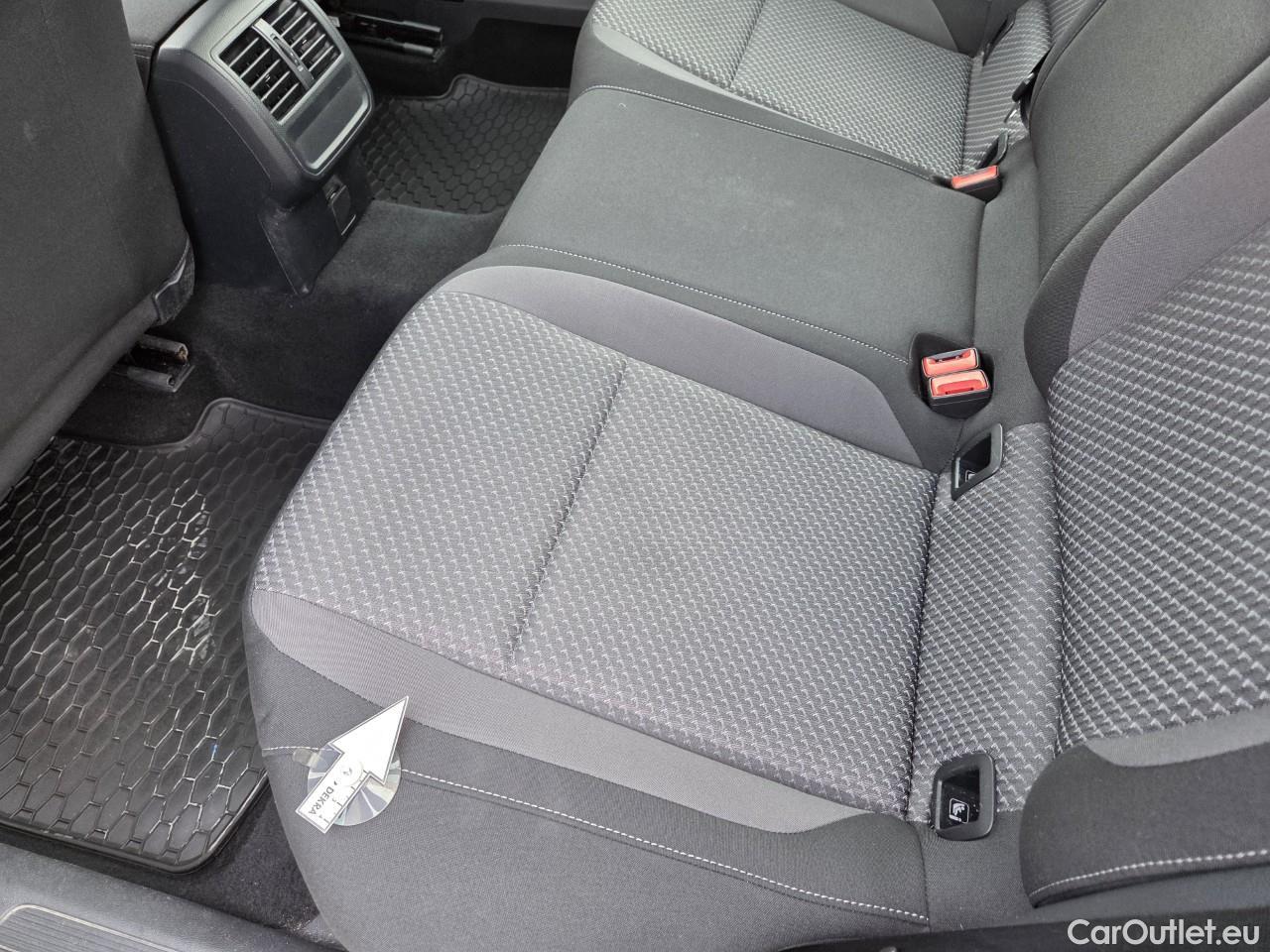  Volkswagen  Passat Advance 1.5 TSI ACT 150 CP #54