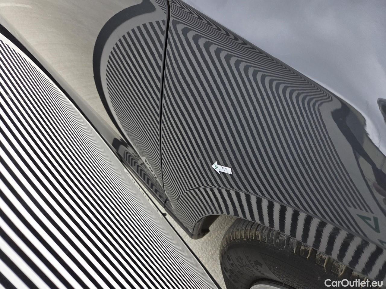  Volkswagen  Passat Advance 1.5 TSI ACT 150 CP #21