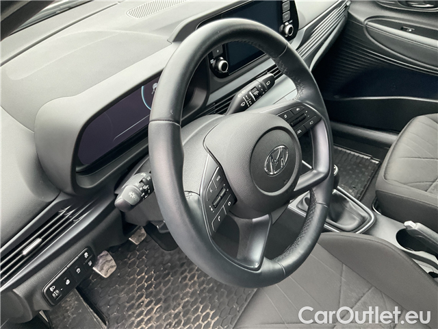  Hyundai  Bayon  1.0 T-GDI Play 5d #7