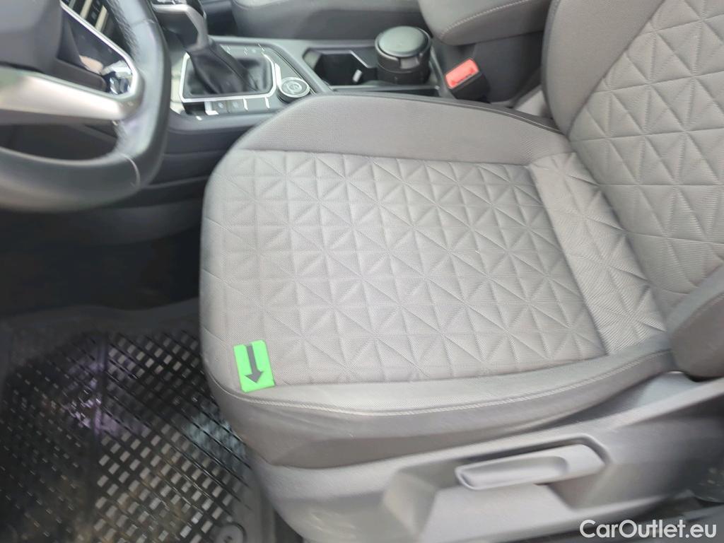  Volkswagen  Tiguan Life 2.0 TDI 150CP DSG 4Motion #9