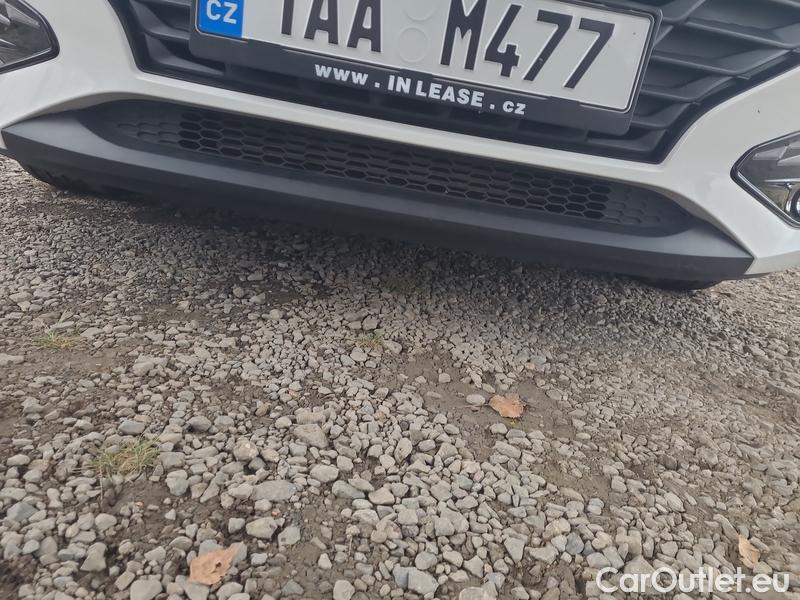  Hyundai  i30   cw (PD)(2017->)  kom.1.0TGDI Family Comf #2