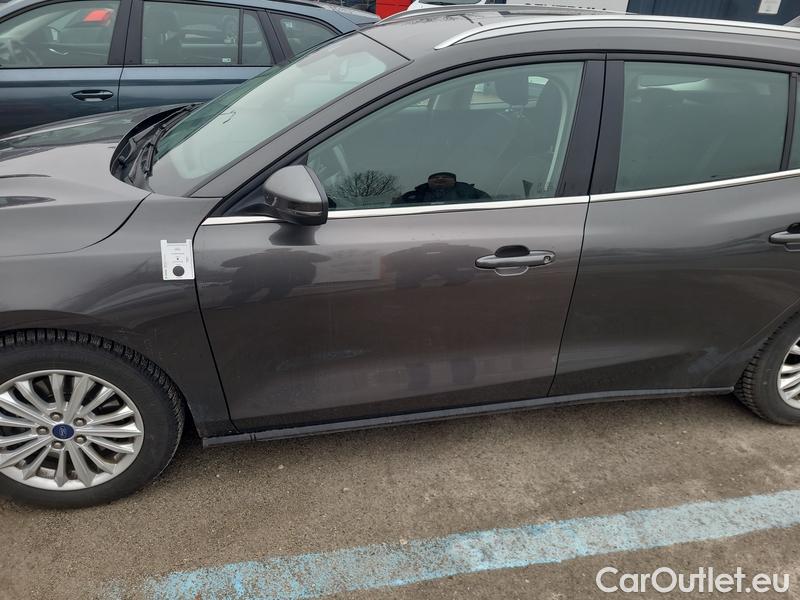  Ford  Focus   Turnier (CGE)(2018->) Foc.Kom.1.5EBl.120 Titanium #6