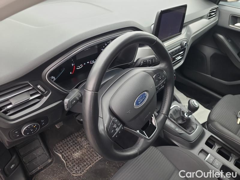  Ford  Focus   Turnier (CGE)(2018->) Foc.Kom.1.5EBl.120 Titanium #11