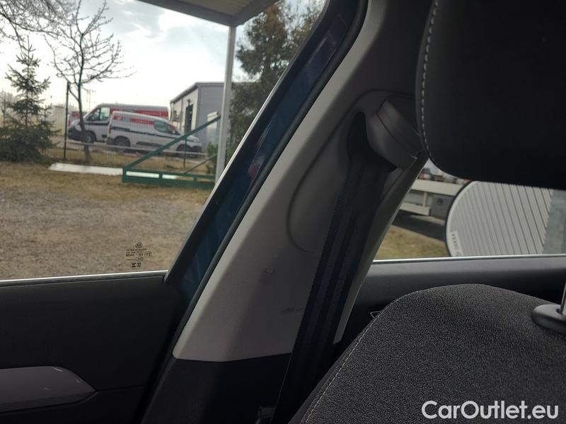  Volkswagen  Passat  Variant (CB5) (2019) Pas.Var.1.5TSI Business AT #16