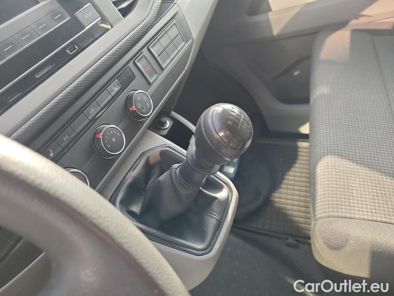  Volkswagen  Transporter T6.1  LCV  (SH)(07.2019->) Tran.2.0TDI 110 4M 4d #14