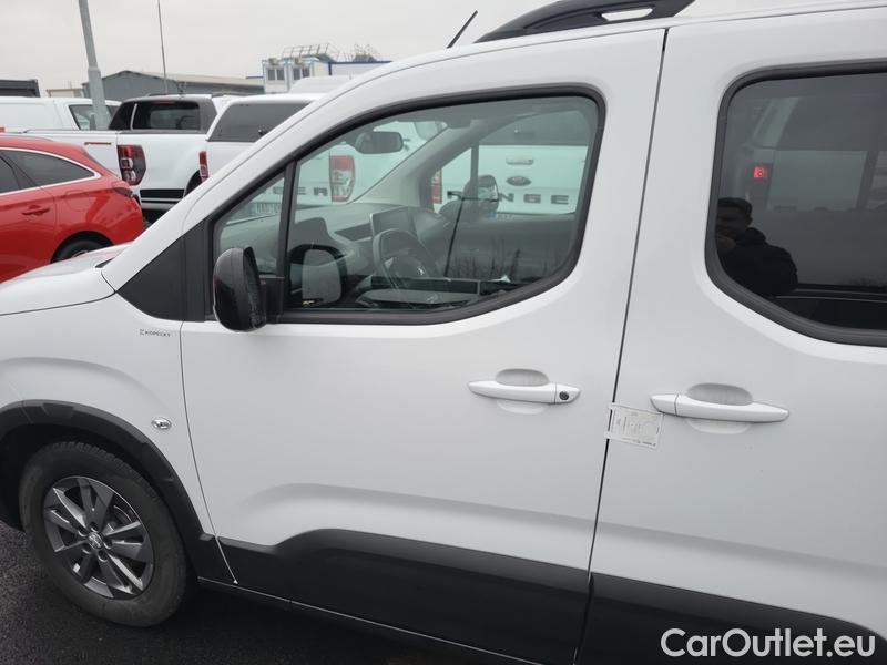  Peugeot  RIFTER   (06.2018->)  1.5BHDi 130 Allure #6