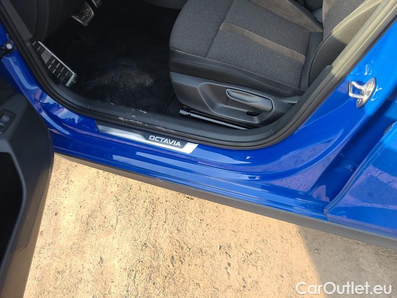  Skoda  Octavia  Combi (NX3)(2020) Oct.C. 2.0TDI 147 Scout 4x4 AT #8