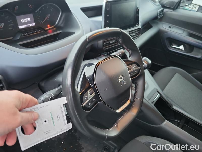  Peugeot  RIFTER   (06.2018->)  1.5BHDi 130 Allure #10