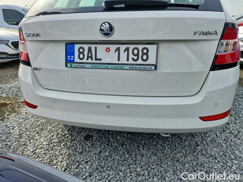  Skoda  Fabia  Combi (2015)  Com 1.0TSI 81 Ambition #8