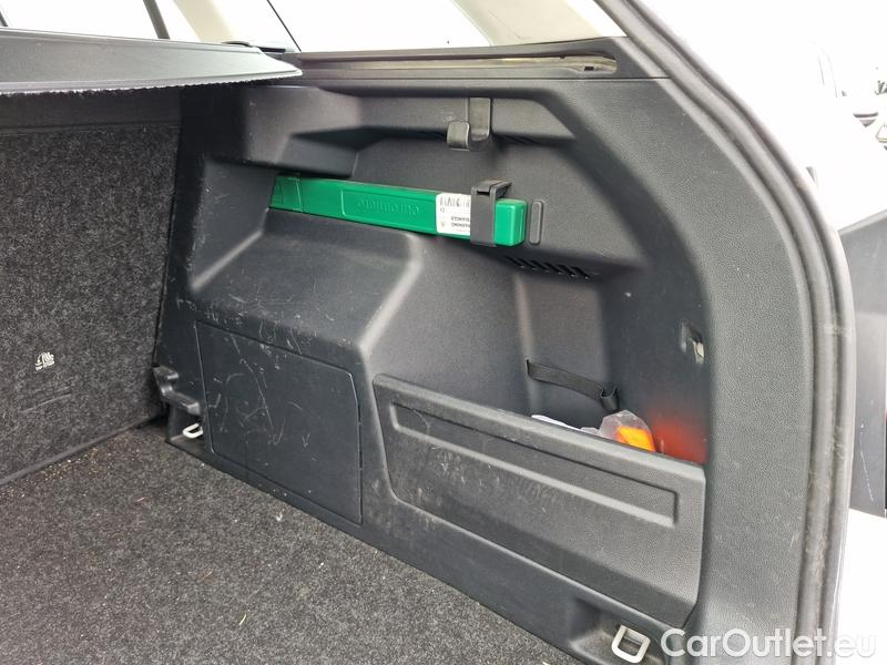  Skoda  Fabia  Combi (2015)  Com 1.0TSI 81 Ambition #10