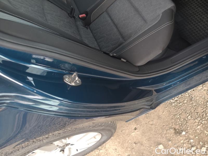  Volkswagen  Passat  Variant (CB5) (2019) Pas.Var.1.5TSI Business AT #10