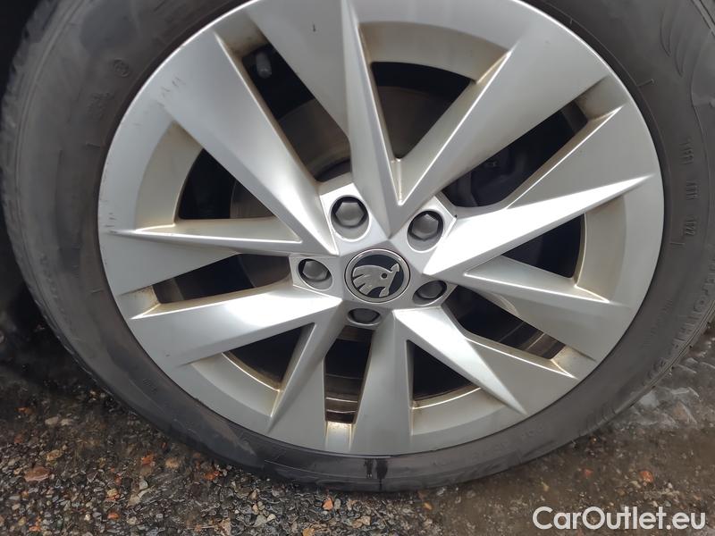  Skoda  Octavia  Combi (NX3)(2020) Oct.Combi 2.0TDI 110 Style AT #28