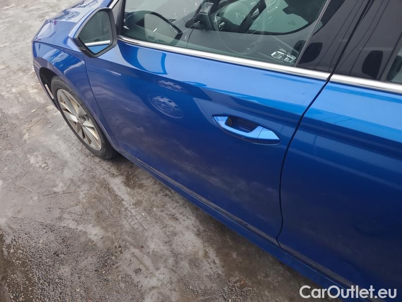  Skoda  Octavia  Combi (NX3)(2020) Oct.Combi 2.0TDI 110 Style AT #4