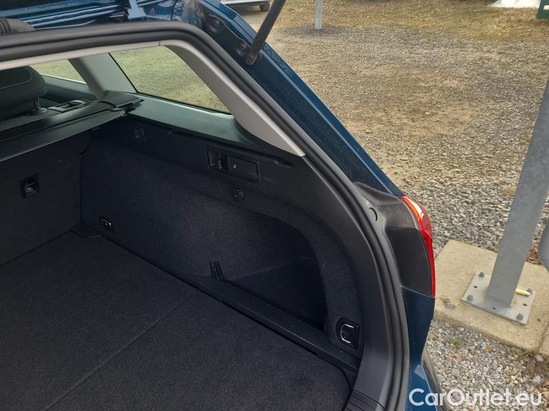  Volkswagen  Passat  Variant (CB5) (2019) Pas.Var.1.5TSI Business AT #5