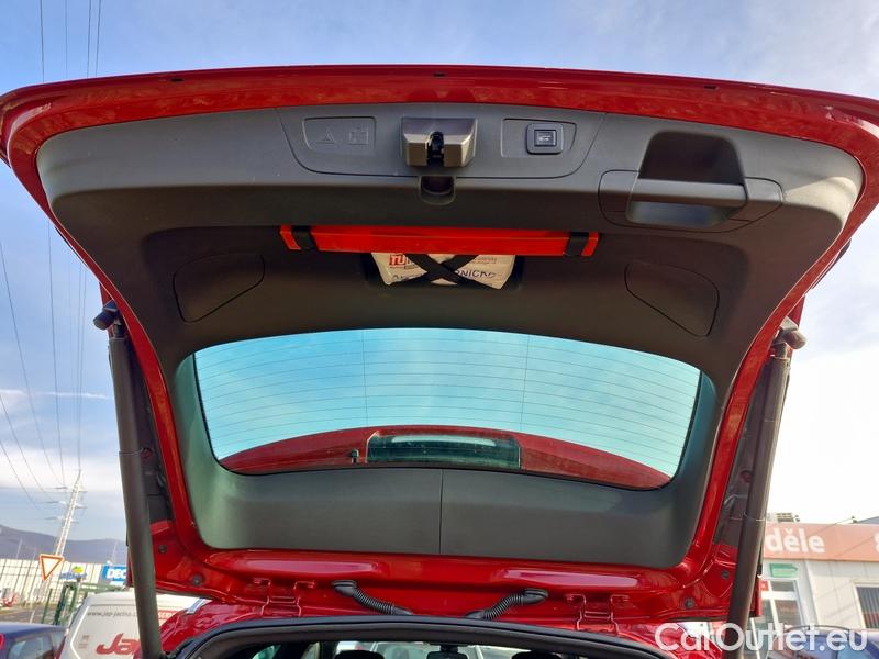  Opel  Insignia  Sports  Tourer (2017) Ins.ST 2.0CDTI 128 Ult.4x4 AT #10