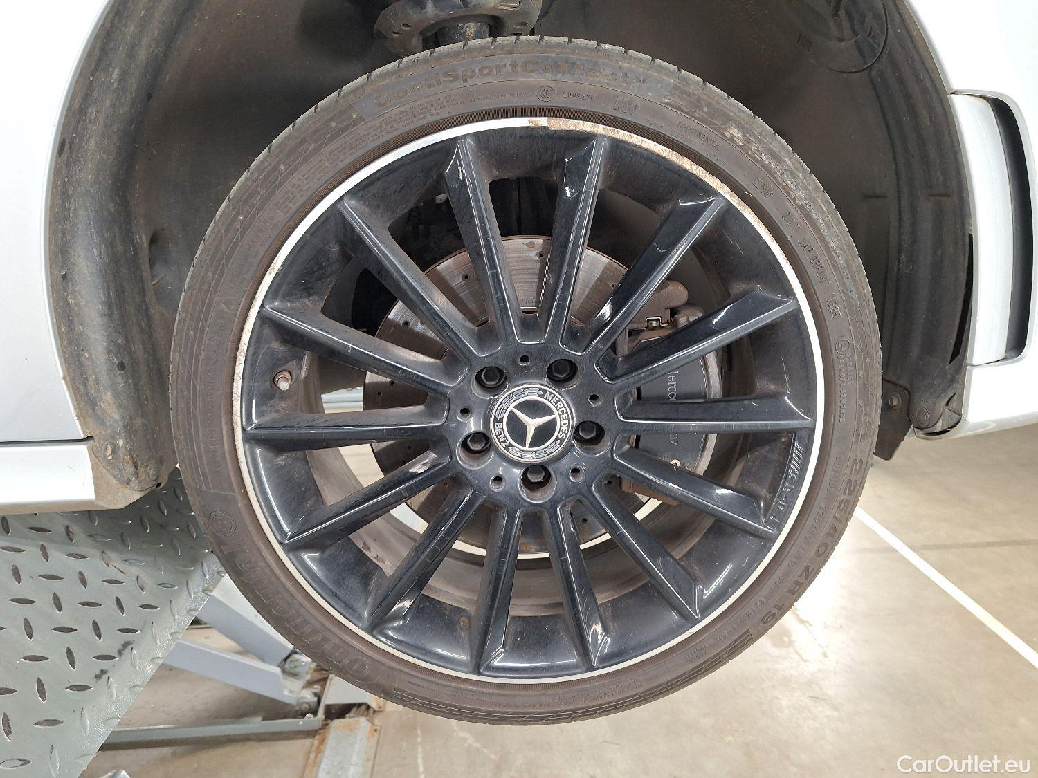  Mercedes  A-Klasse Mercedes, A-Class Ber '18 PHEV, Mercedes-Benz  Limousine A 250 e 4d #2