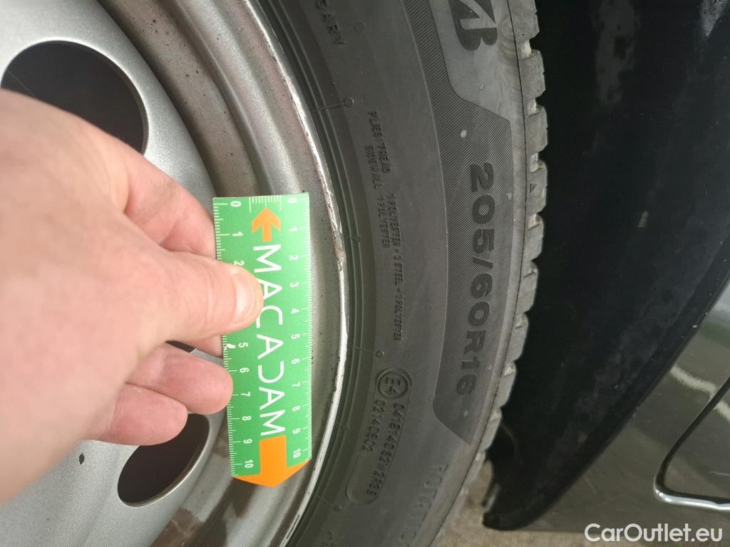  Citroen  Berlingo  Fourgon Club M 1000 1.5 BlueHDi 130CV BVA8 E6dT #34