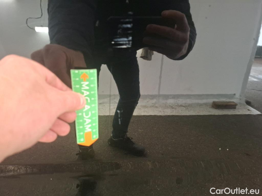  Citroen  Berlingo  Fourgon Club M 1000 1.5 BlueHDi 130CV BVA8 E6dT #69