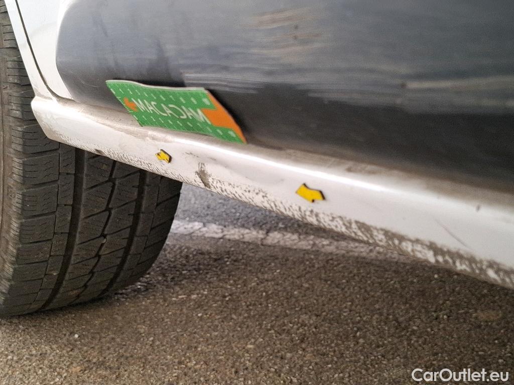  Peugeot  Expert  Fourgon Premium Compact 1.5 HDi 120CV BVM6 E6d #35