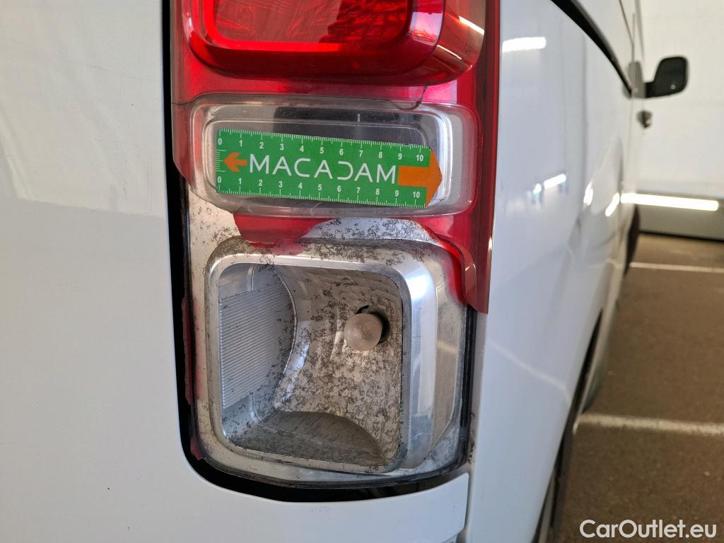  Peugeot  Expert  Fourgon Premium Compact 1.5 HDi 120CV BVM6 E6d #37