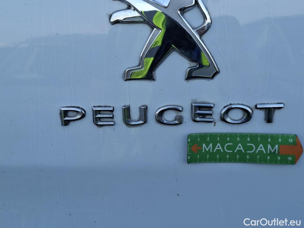  Peugeot  Expert  Fourgon Premium Compact 1.5 HDi 120CV BVM6 E6d #87