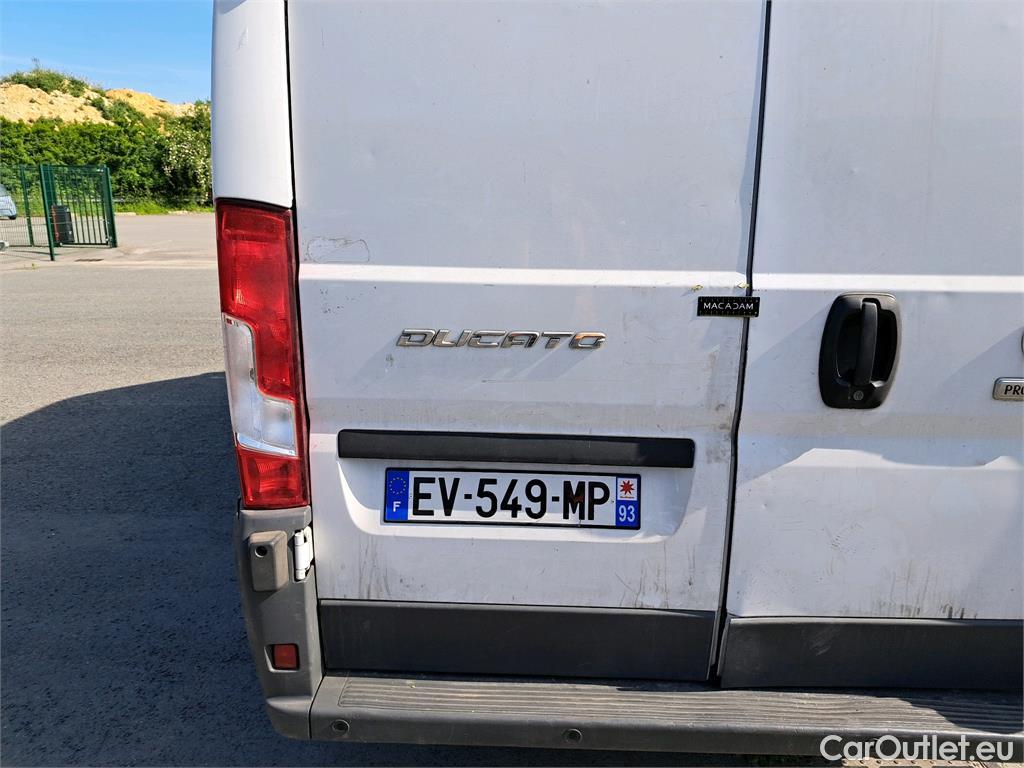  Fiat  Ducato FIAT  VU 4p Fourgon 3.0 M H2 2.3 Multijet 130 Pack Pro Nav #157