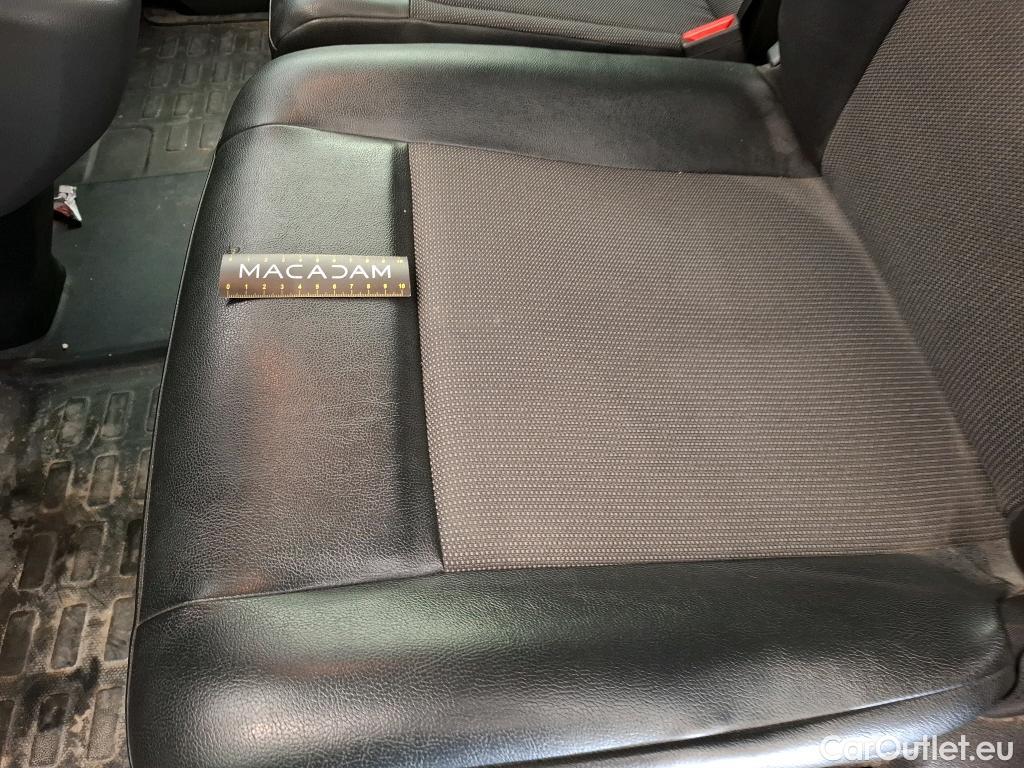  Opel  Vivaro OPEL  / 2019 / 4P / Fourgon tôlé 1.5 Diesel 120 L2 PACK BUSINESS #10