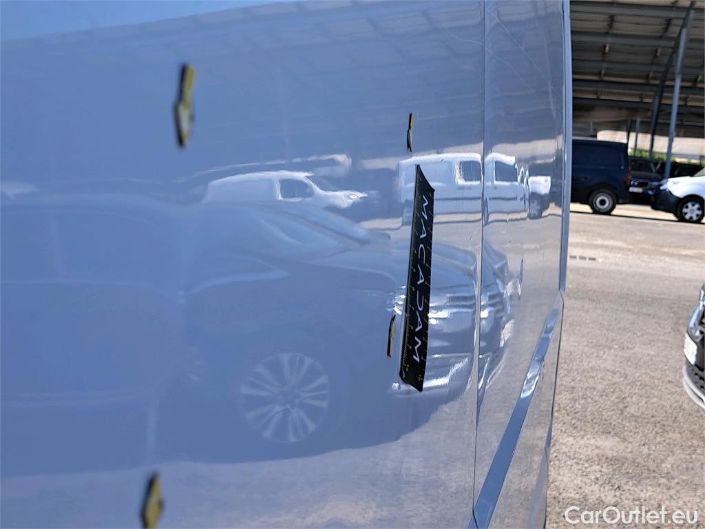  Fiat  Ducato FIAT  VU 4p Fourgon 3.0 M H2 2.3 Multijet 130 Pack Pro Nav #151