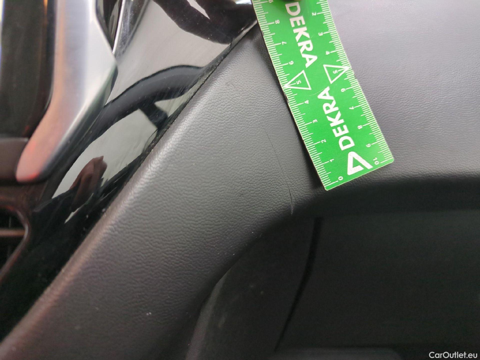  Peugeot  208  Affaire Premium Pack 1.5 HDi 100CV BVM5 E6dT #1