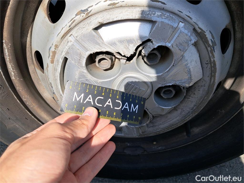  Fiat  Ducato FIAT  VU 4p Fourgon 3.0 M H2 2.3 Multijet 130 Pack Pro Nav #178