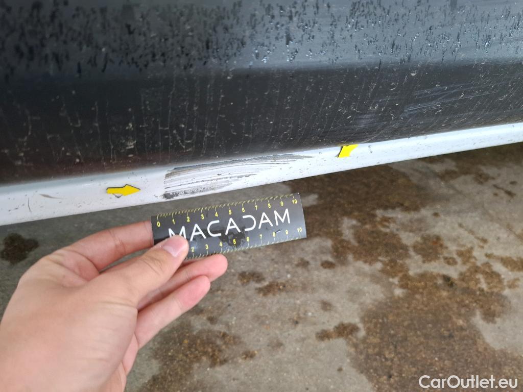  Opel  Vivaro OPEL  / 2019 / 4P / Fourgon tôlé 1.5 Diesel 120 L2 PACK BUSINESS #9