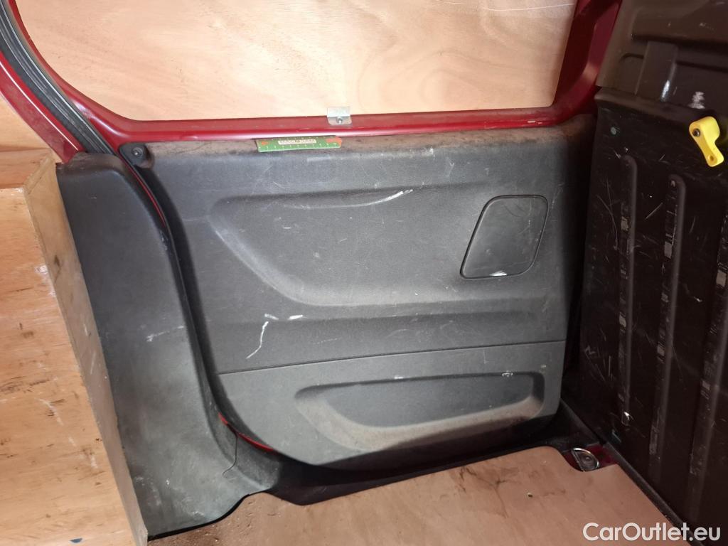  Peugeot  Partner  Asphalt L1 1.6 HDi 100CV BVM5 E6 #39