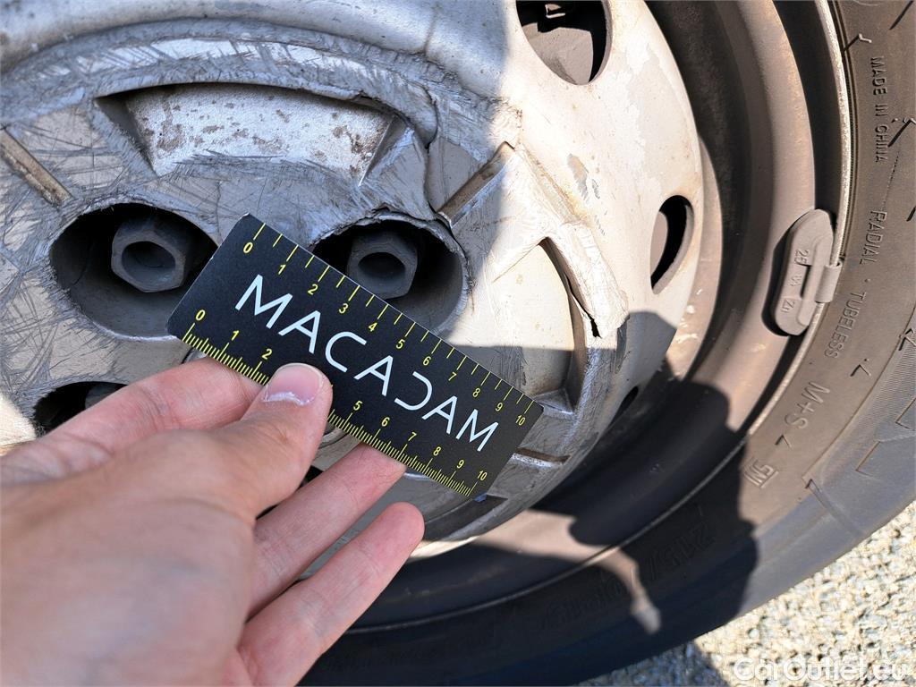  Fiat  Ducato FIAT  VU 4p Fourgon 3.0 M H2 2.3 Multijet 130 Pack Pro Nav #180