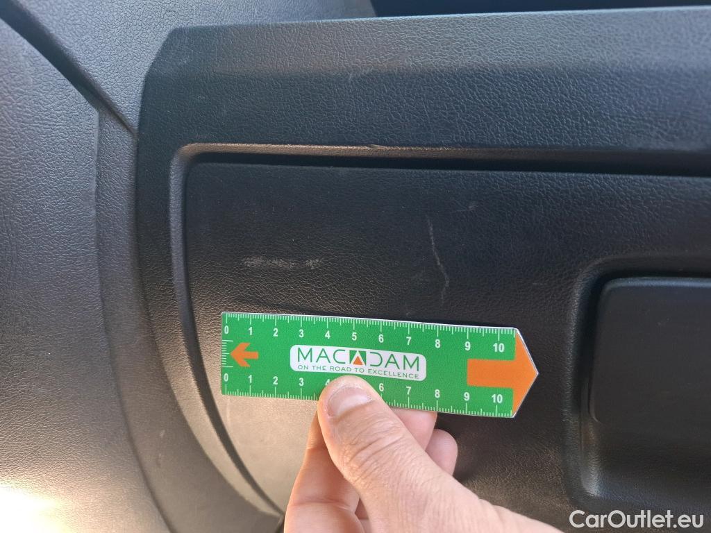  Fiat  Ducato FIAT  SC VU 2p Châssis cabine 35 L 23 Multijet 130 Pack Pro Nav #44