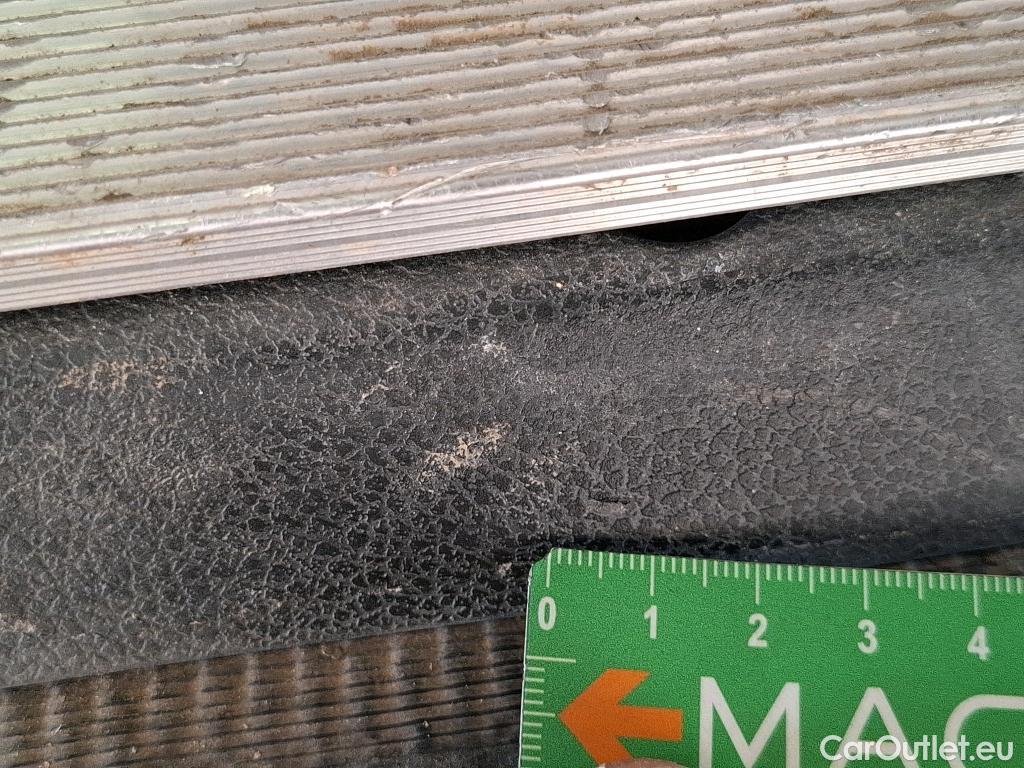  Peugeot  Expert  Fourgon Premium Compact 1.5 HDi 120CV BVM6 E6d #84