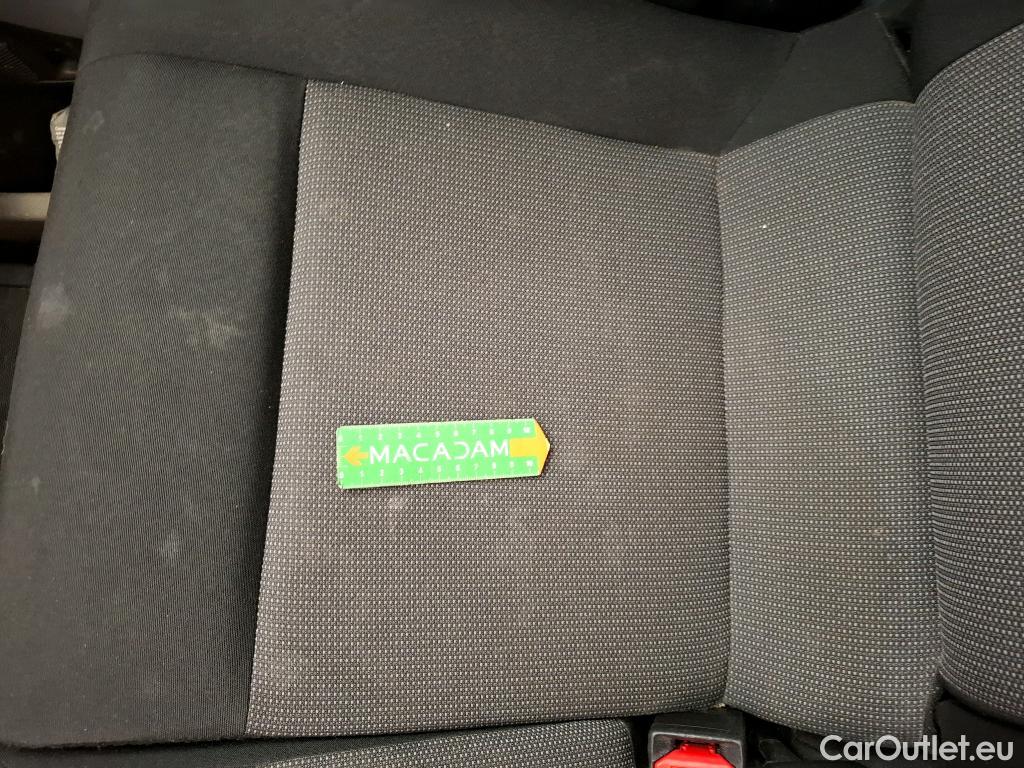  Peugeot  Expert  Fourgon Premium Compact 1.5 HDi 120CV BVM6 E6d #51