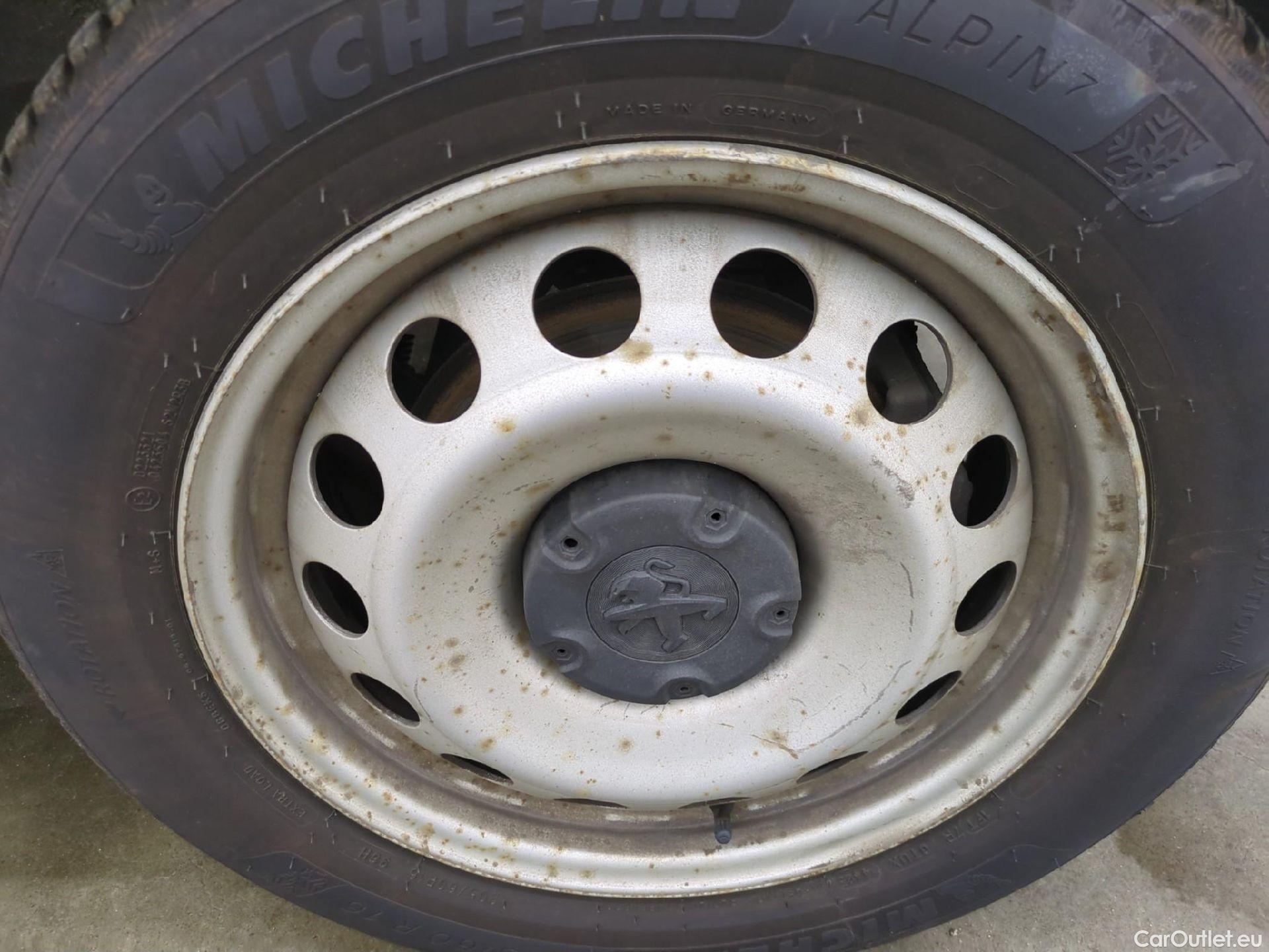  Peugeot  Partner  Asphalt L1 1.6 HDi 100CV BVM5 E6 #13