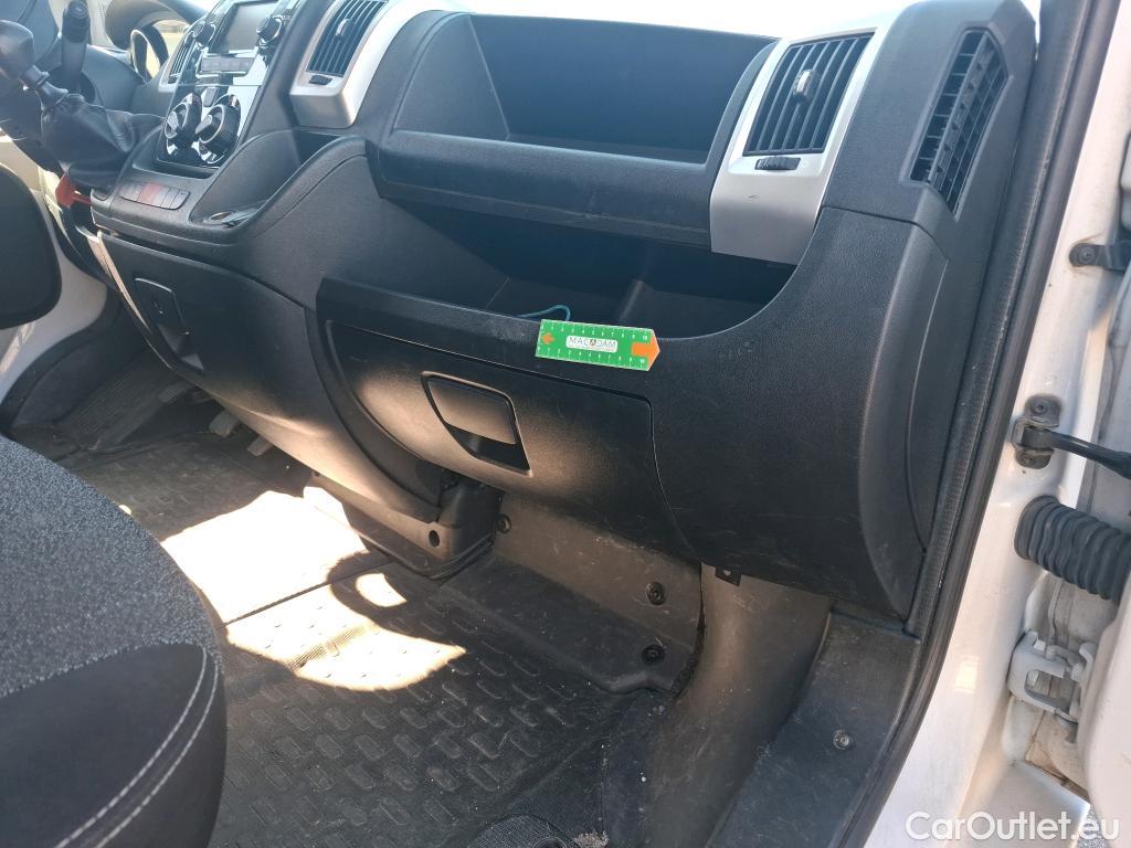  Fiat  Ducato FIAT  SC VU 2p Châssis cabine 35 L 23 Multijet 130 Pack Pro Nav #42