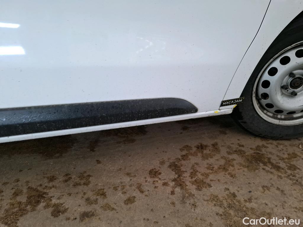  Opel  Vivaro OPEL  / 2019 / 4P / Fourgon tôlé 1.5 Diesel 120 L2 PACK BUSINESS #12