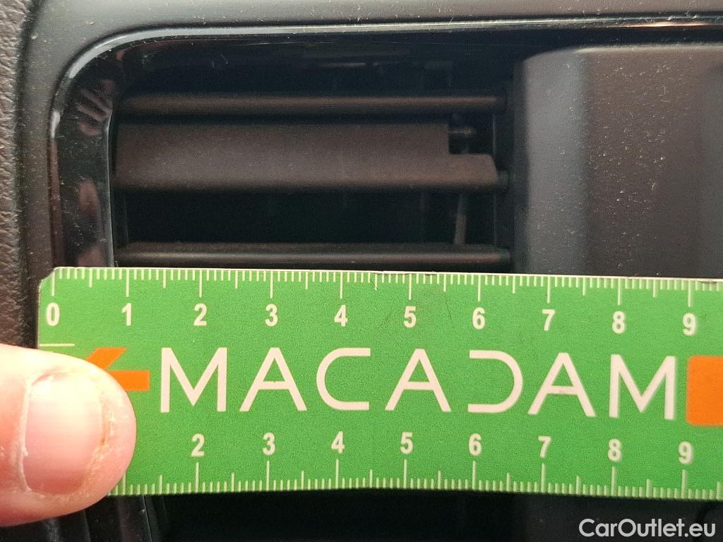  Peugeot  Expert  Fourgon Premium Compact 1.5 HDi 120CV BVM6 E6d #42