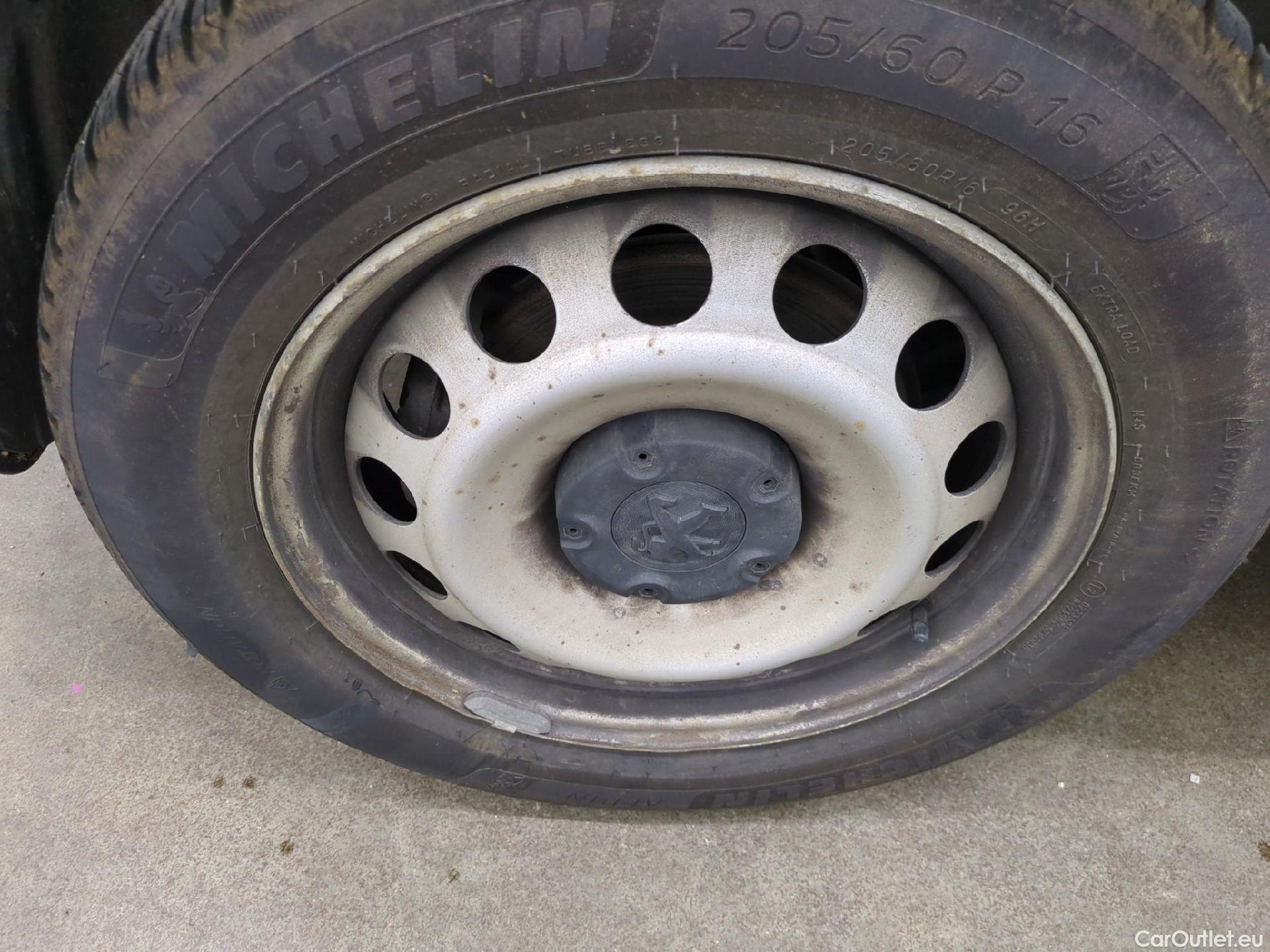  Peugeot  Partner  Asphalt L1 1.6 HDi 100CV BVM5 E6 #17