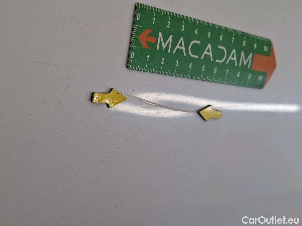  Mercedes  Sprinter MERCEDES-BENZ  / 2018 / 4P / Fourgon tôlé 516 CDI Emp 3665 3.5T #2