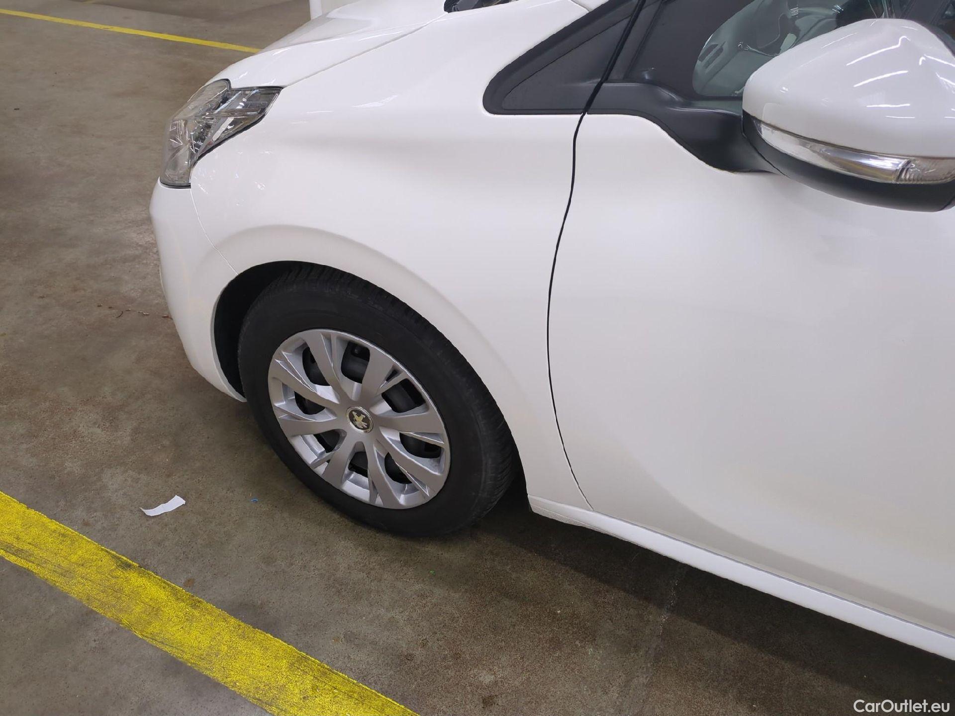  Peugeot  208  Affaire Premium Pack 1.5 HDi 100CV BVM5 E6dT #7