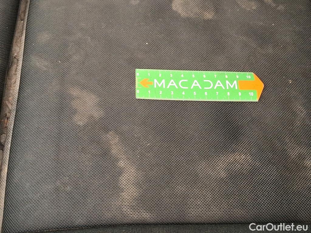  Mercedes  Sprinter MERCEDES-BENZ  / 2018 / 4P / Fourgon tôlé 516 CDI Emp 3665 3.5T #24